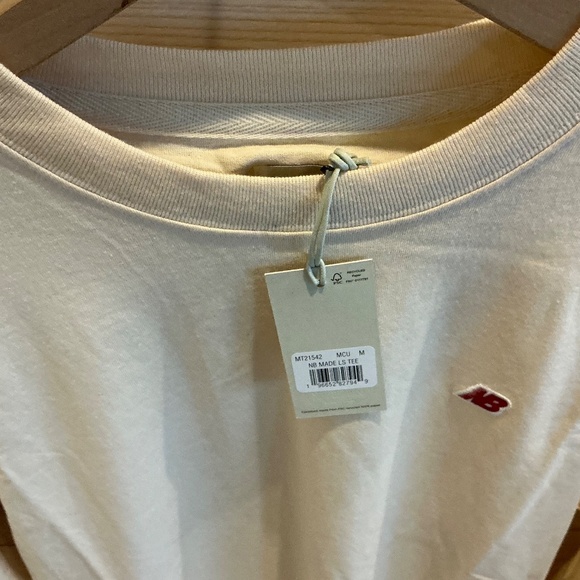 NEW New Balance Made In USA Long Sleeve Core Mens T Shirt Macademia MT21542-MCU - Picture 7 of 7